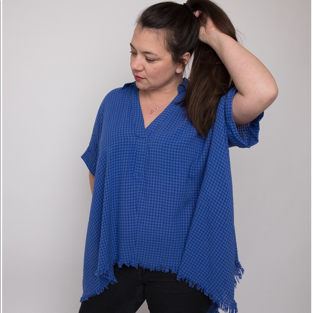 Checkered fray top